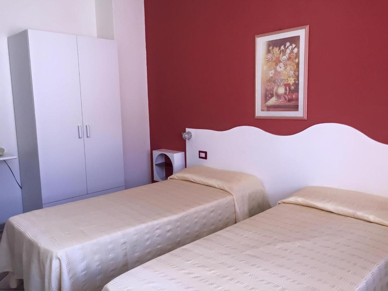 Hotel Sandalion Santa Teresa Gallura Exterior foto